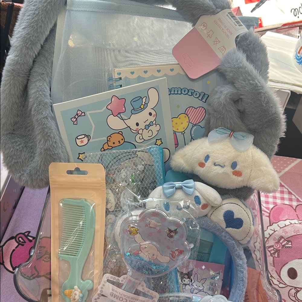 Sanrio Cinnamoroll Plush Accessory Set in Light Blue and White